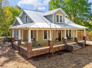 502 N Charles St, Mebane, NC 27302