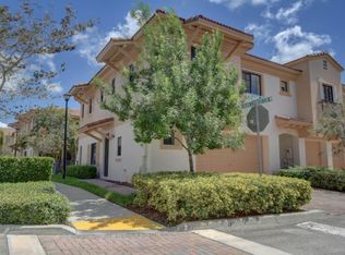 4793 Preserve St, Coconut Creek, FL 33073