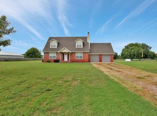 1437 N Tomahawk Rd, Peck, KS 67120