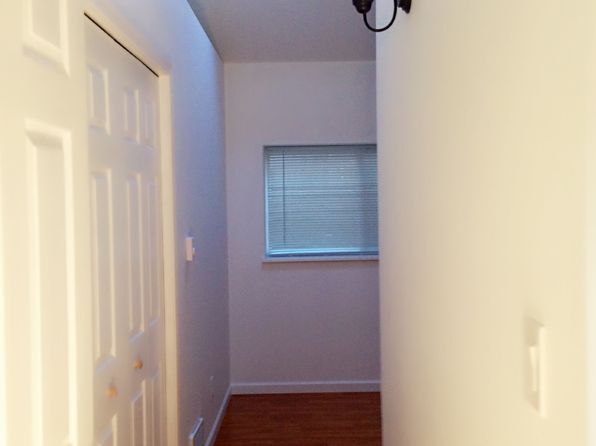 5509 27th Ave NE #B-2, Seattle, WA 98105 property photo