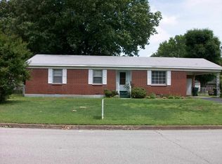 1305 Bradford Dr, Humboldt, TN 38343