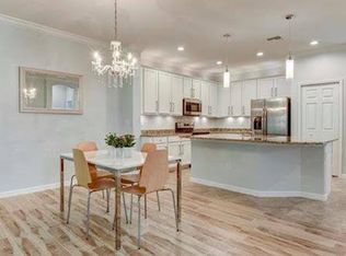 9217 Glenforest Dr, Naples, FL 34120