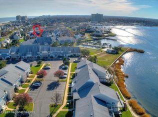 100 Seaview Ave #1-8A, Monmouth Beach, NJ 07750