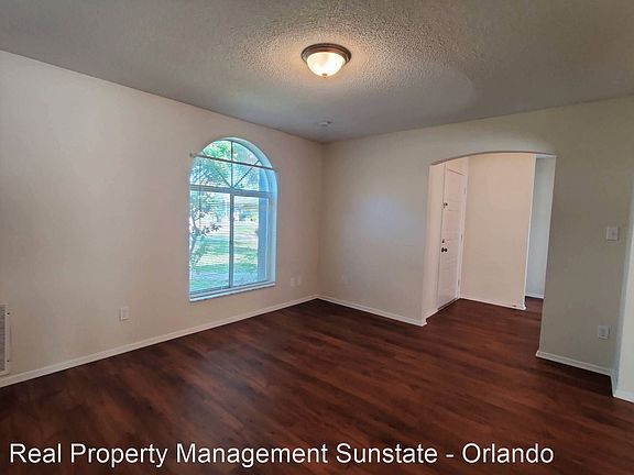 2nd image of 2224 Bay Leaf Dr