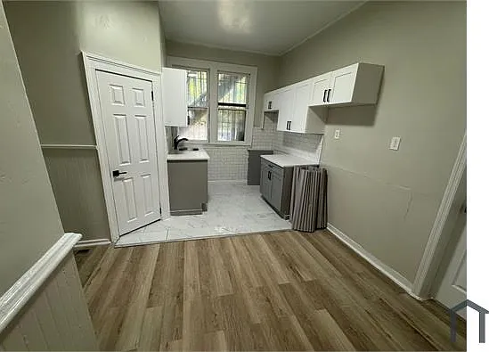 286 Hunterdon St #1 — Photo 1