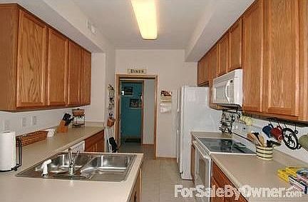 Kitchen
						:
						All Appliances Stay!