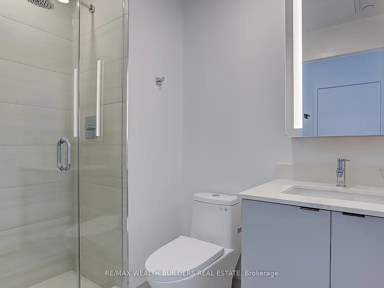 285 Dufferin St #1103 — Photo 22