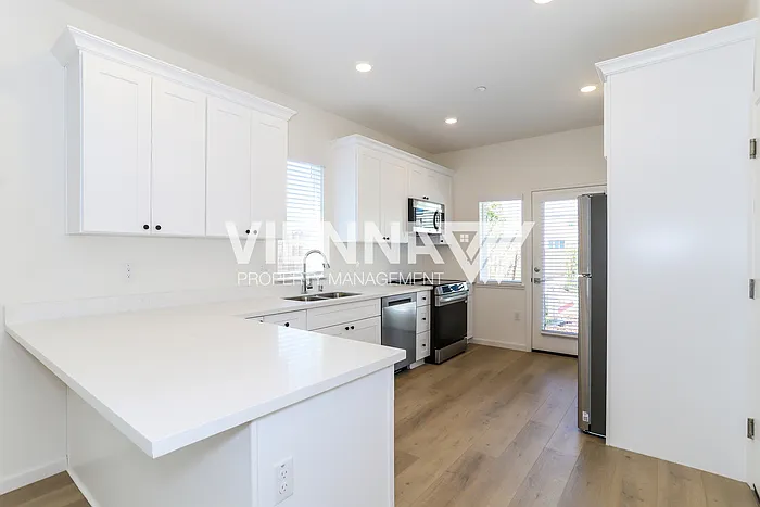 8084 Quiet Knolls Dr — Photo 8