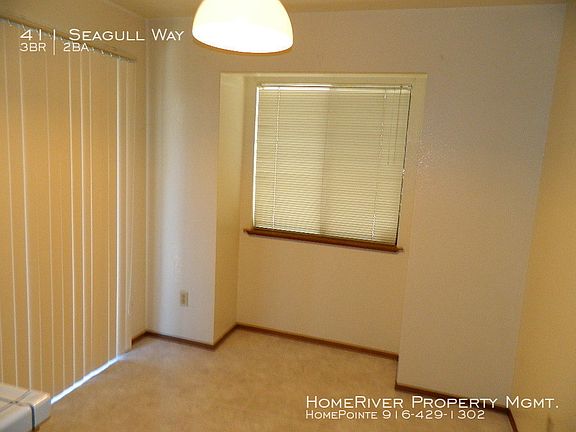 5th image of 411 Sea Gull Way