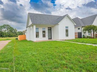 424 Dunvegan Ct, Lafayette, LA 70503