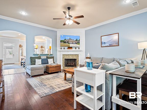 5th image of 597 Turquoise Dr