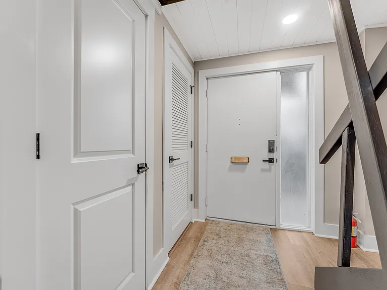 Terrace Heights Apartments — Photo 45