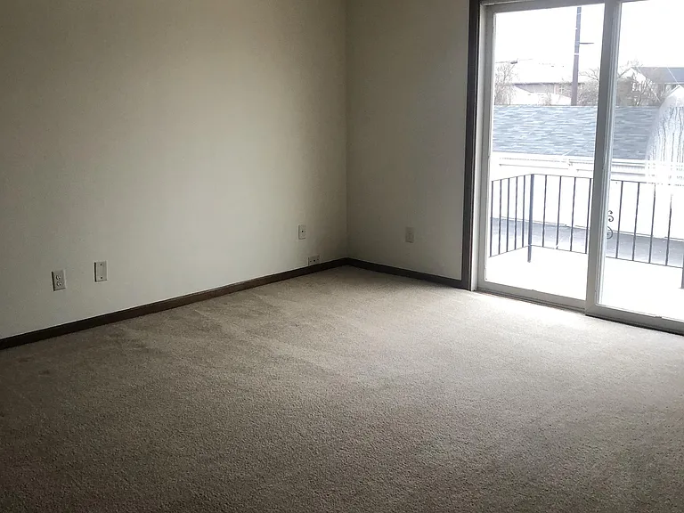 1218 Camellia Dr #14 — Photo 3