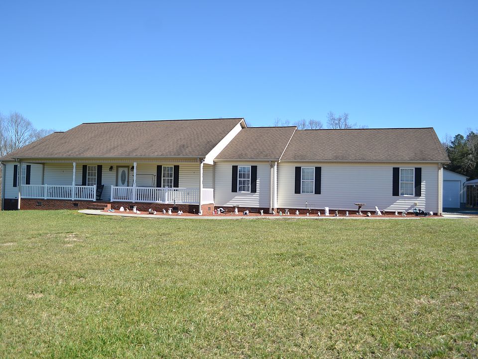 Reduced to $369,900