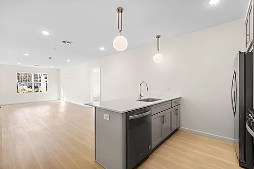 Floor plan 401