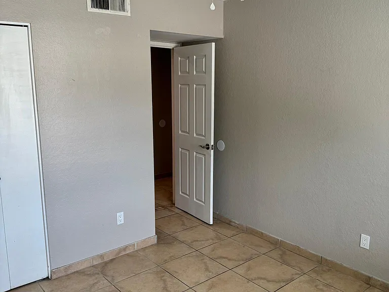 2nd room
