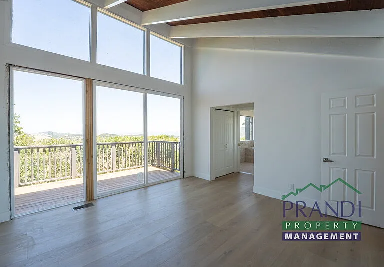 645 Fawn Dr — Photo 18