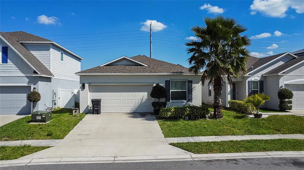 4 bed, 2.0 bath, 1554 sqft, $2,400 — Photo 2