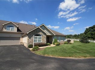 6036 Triple Crown Cir, Greensburg, PA 15601