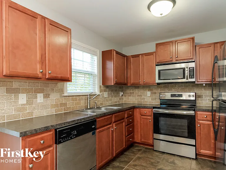 4701 Audrey Dr — Photo 6