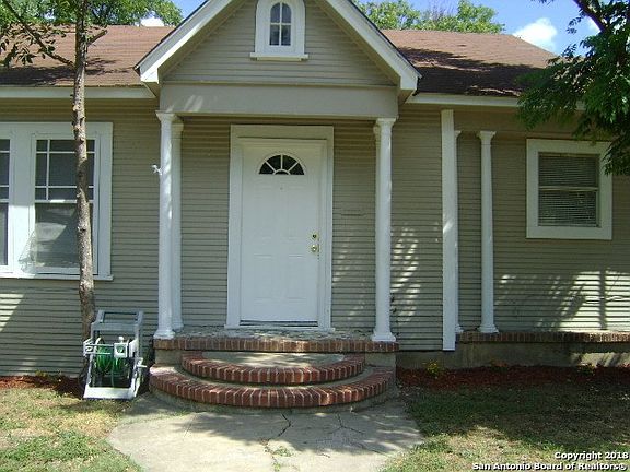 3rd image of 1011 Avant Ave