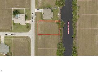 1047 NE 10th Pl, Cape Coral, FL 33909