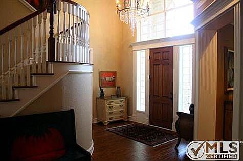 5th image of 704 Timber Lake Cir