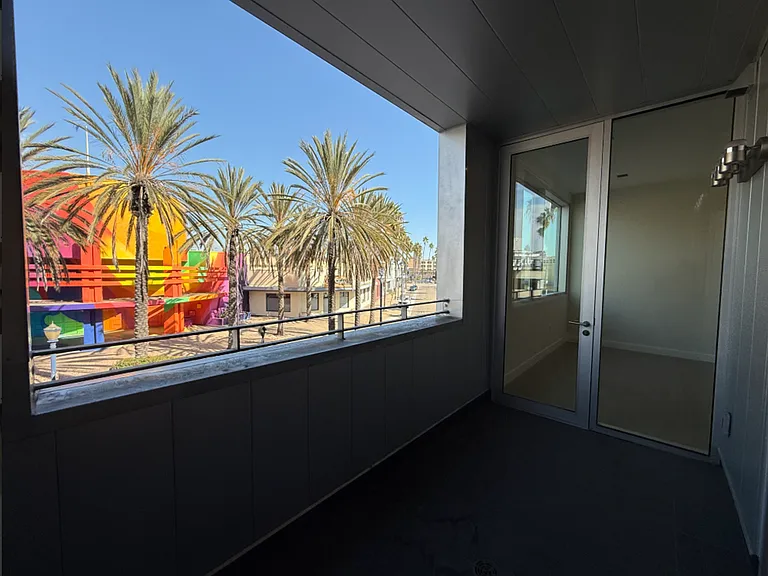 495 Promenade Ave — Photo 36