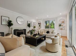 6 Roland Mews UNIT R46, Baltimore, MD 21210