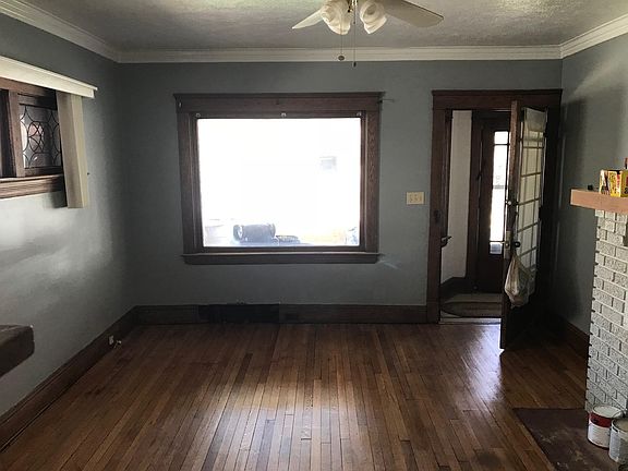 2nd image of 1262 Donald Ave