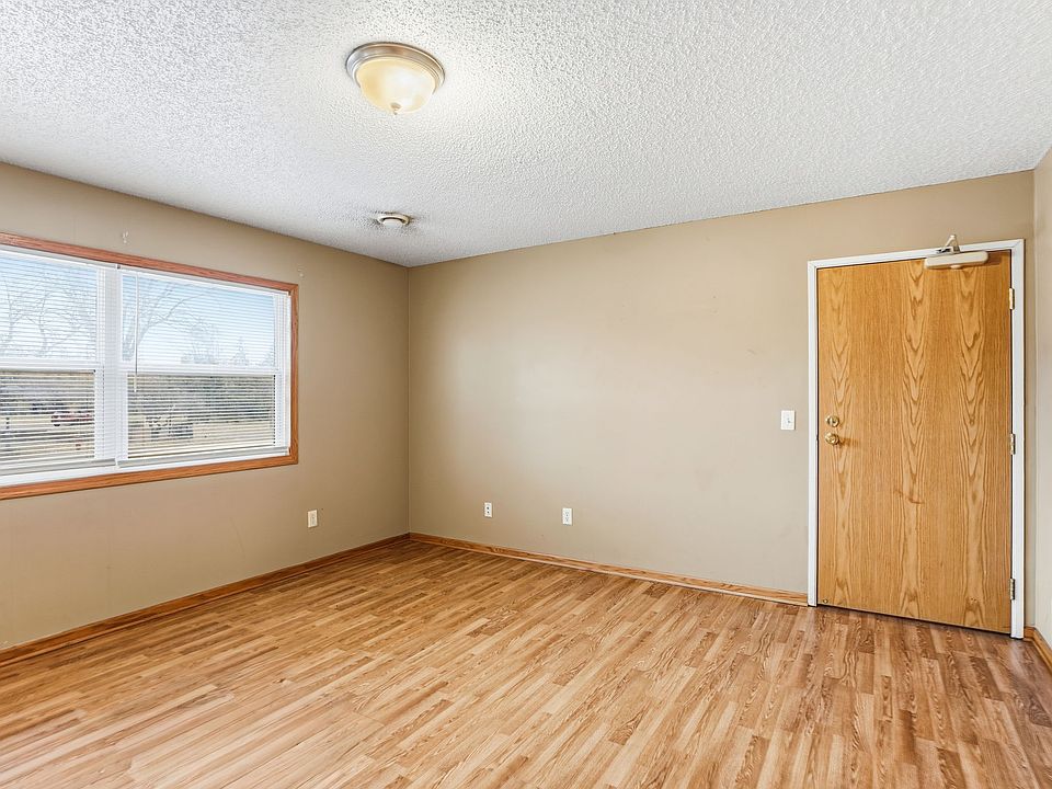 2nd image of 8113 Bass Lake Rd APT 3