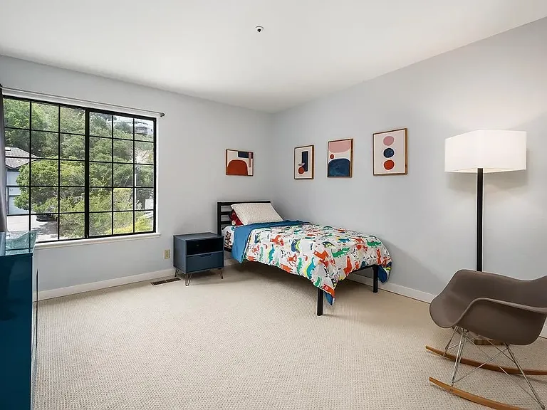 101 Brown Dr — Photo 21