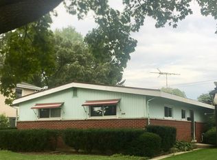 1360 S 2nd Ave, Des Plaines, IL 60018