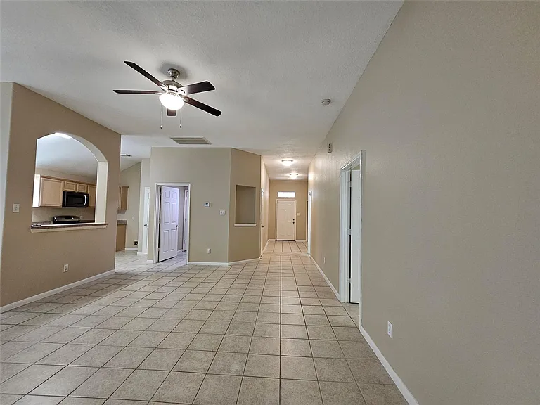 1079 Shadow Glenn Dr — Photo 18