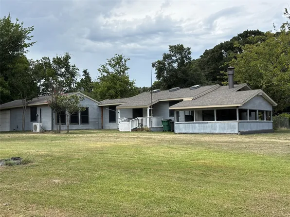 2535 Red Bud Trl, Quinlan, TX 75474
