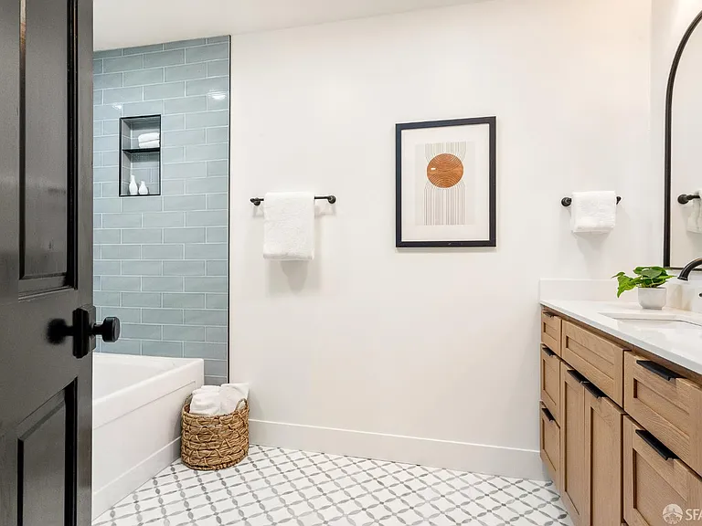 283 Castro St #1 — Photo 6