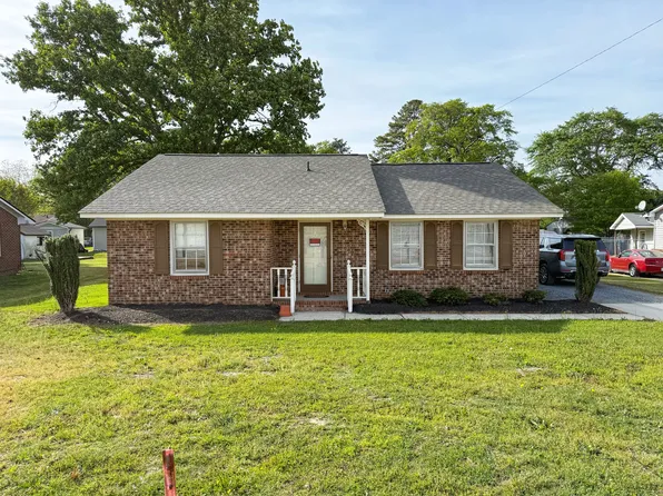 (undisclosed Address), Benson, NC 27504