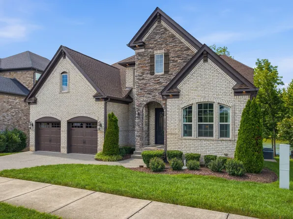 2024 Albatross Way, Gallatin, TN 37066