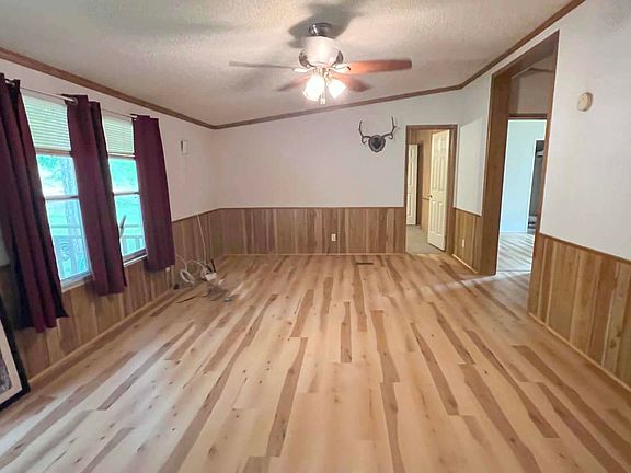 3rd image of 46 Tuscon Ln