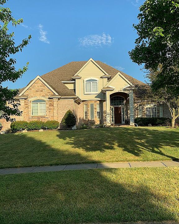 1st image of 7673 Walnut Creek Ct