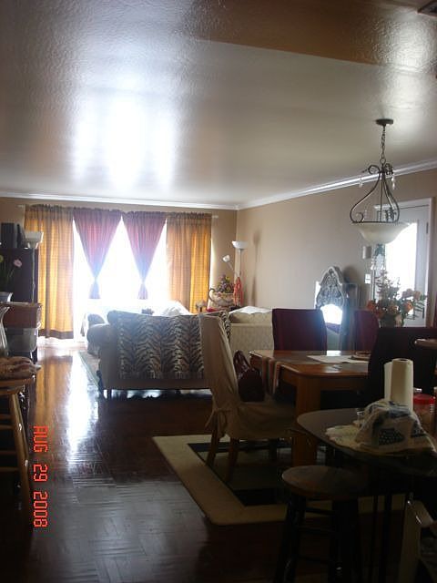 1st image of 255 Lakeshire Dr