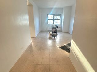 1846 Bruckner Blvd #1F, Bronx, NY 10473