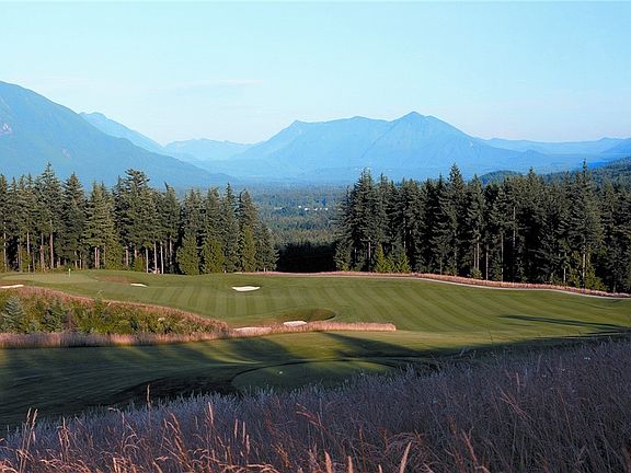 An added bonus - residents of Fairway Lane enjoy 4 tickets to the annual Boeing Classic Golf Tournament! "Sculpted from stunning verdant terrain in the shadows of the Cascade Mountains by iconic golfer and golf course designer Jack Nicklaus, The Club at Snoqualmie Ridge's par-72, 7,264-yard championship layout adds yet another chapter to the storied legacy of the Golden Bear - renowned for creating some of the most extraordinary golf layouts in the world. Dense stands of towering firs frame wide emerald green fairways and manicured greens, with picturesque water features and panoramic mountain views around every turn creating both strategic diversity and a breathtaking backdrop for golf." -The Club at Snoqualmie Ridge