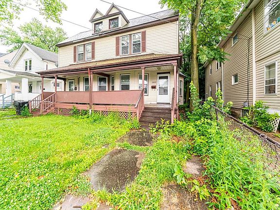 4th image of 2020 W 99th St