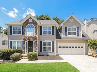 971 Simon Park Cir, Lawrenceville, GA 30045