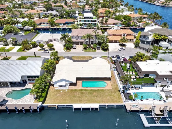 3080 NE 42nd St, Fort Lauderdale, FL 33308