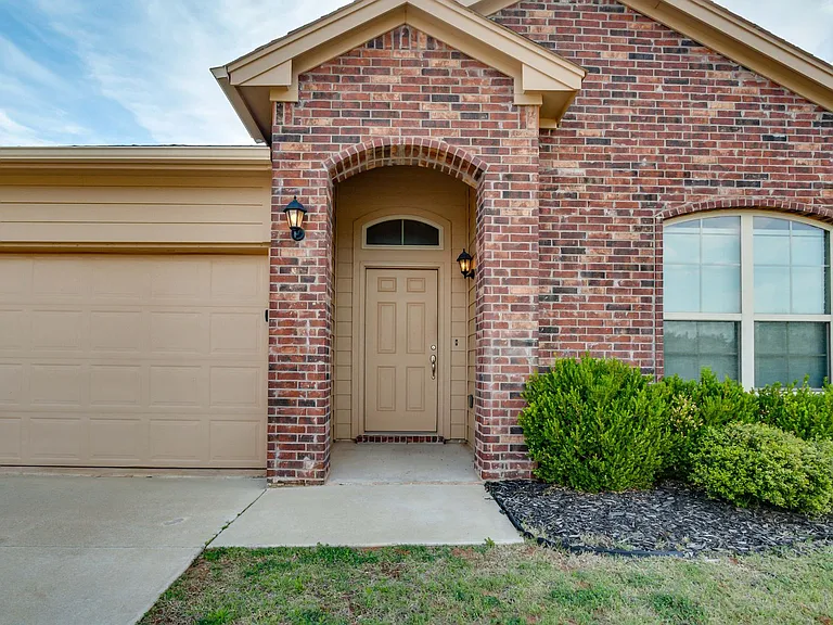 14816 Slippery Falls Cir — Photo 2