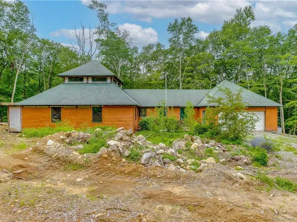 128 Colburn Road, Canterbury, CT 06331