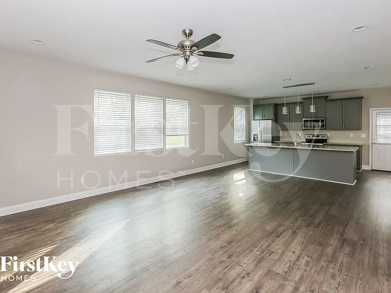 6816 Rio Grande Ln — Photo 5