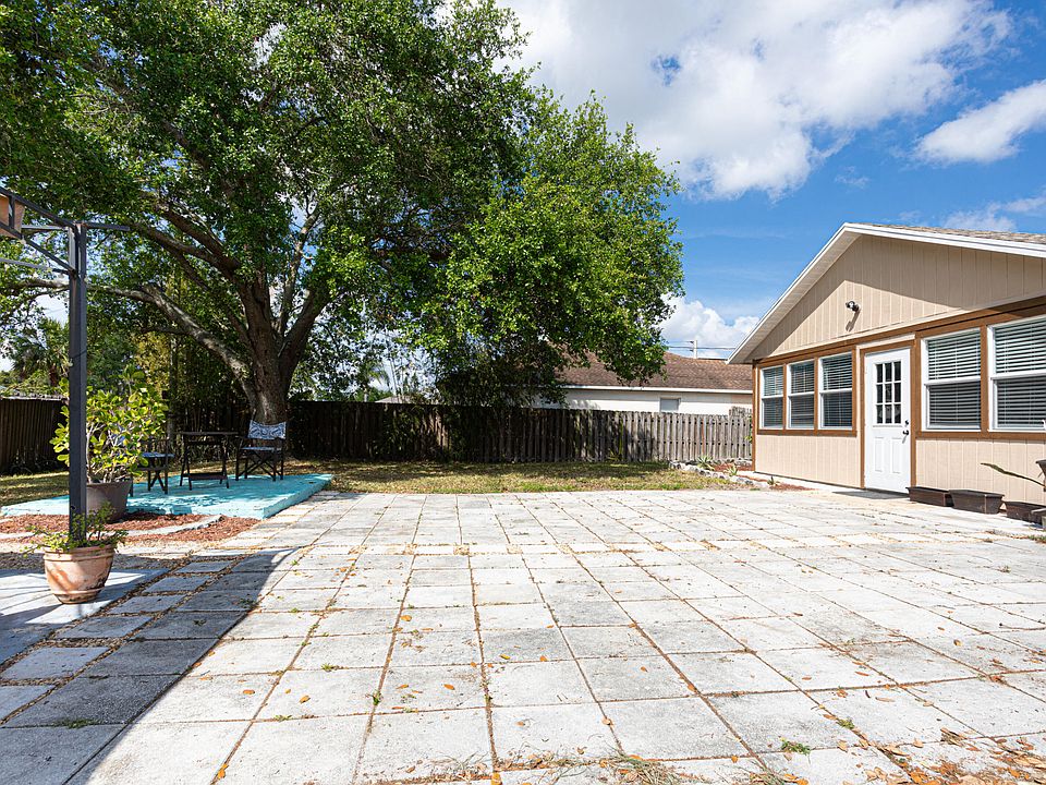 1245 SW Fox Ct, Port Saint Lucie, FL 34953 Zillow